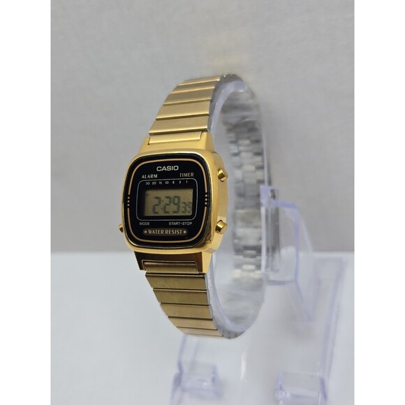 Casio Vintage Digital Black Gold | Watches.com Casio Womens Vintage Gold Black Digital Watch Classic Alarm Timer  New Battery
